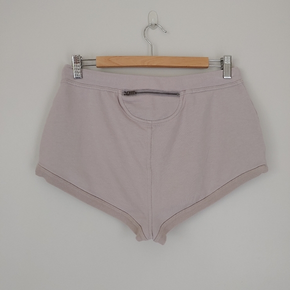 FP Movement Free People Where The Wind Blow Shorts Cashmere Pink Size Medium - Picture 8 of 16